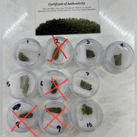 Raw Moldavite Stone from Czech Republic 1 Gram Authentic Metaphysical Spiritual - Picture 15 of 15